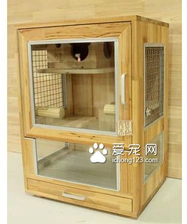 柜笼好打扫，不会有飞毛、飞便等情况，静音性能也更好。