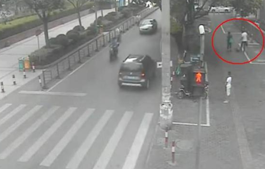 undefined{{pos:,w:,h:}}