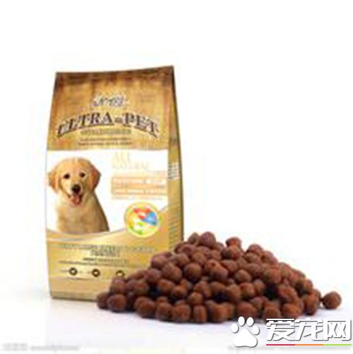 奶糕和狗粮的区别 狗吃狗粮好还是奶糕好