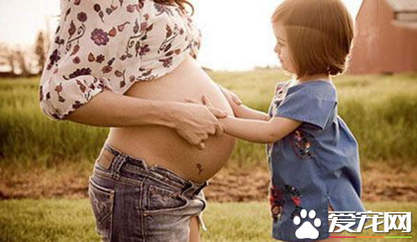 生二胎的好处和坏处 解读到底该不该要二胎