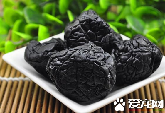 乌梅可以泡水喝吗 乌梅泡水喝的功效是什么