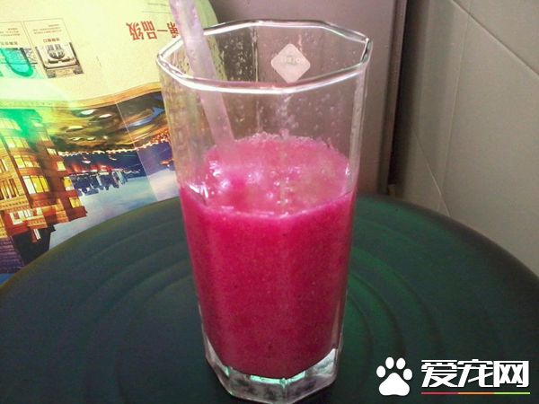 火龙果能连皮榨汁吗 火龙果皮的功效与作用是什么