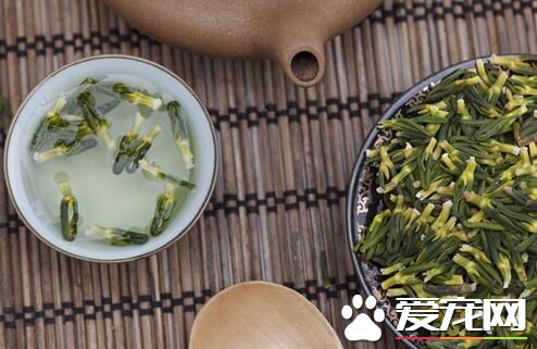 莲子心茶能加蜂蜜吗 莲子心茶很苦怎么办