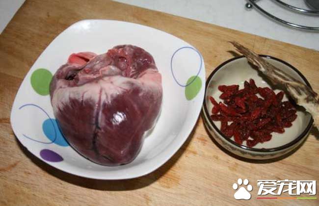 猪心不能和什么一起吃 吃猪心有什么好处