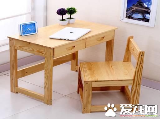 快来围观松木家具的选购方法