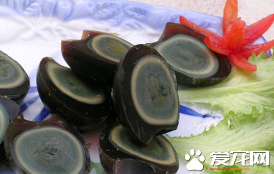 怎么鉴别皮蛋是否变质？皮蛋的鉴定方法