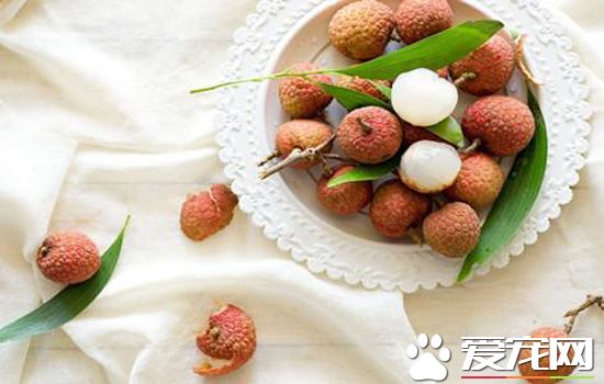 怎么挑选荔枝？选购荔枝的技巧