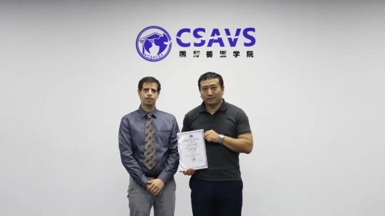 用一份初心，做一份工作——佳雯宠物医院的李永学医生