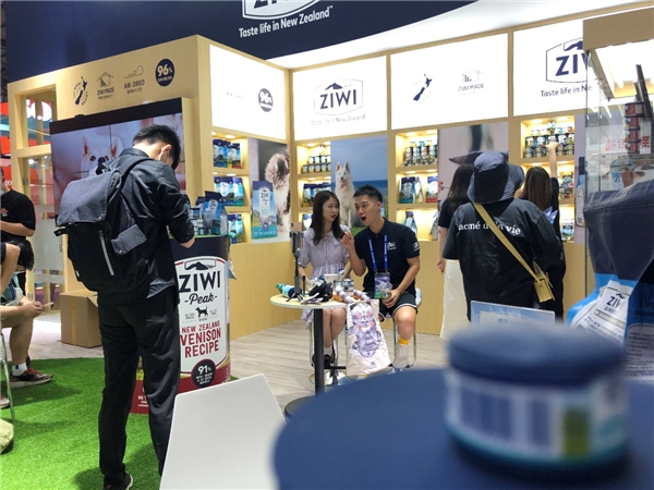 ZIWI滋益巅峰在第23届亚宠会喜获佳绩