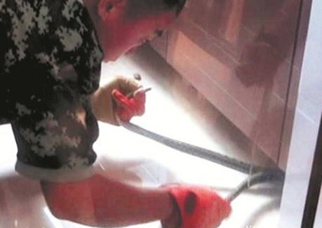 undefined{{pos:,w:,h:}}